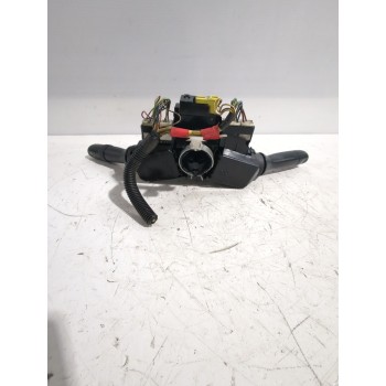 Recambio de mando multifuncion para peugeot 107 (pm_, pn_) 1.4 hdi referencia OEM IAM 6253A0  