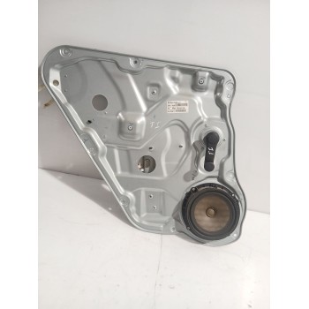 Recambio de elevalunas trasero izquierdo para kia cee´d hatchback (ed) 1.6 crdi 90 referencia OEM IAM 834711H010  