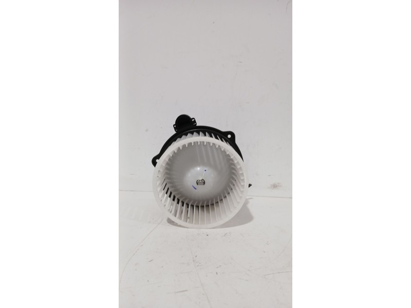 Recambio de motor calefaccion para hyundai i20 iii (bc3, bi3) 1.0 t-gdi referencia OEM IAM 97113F9000  