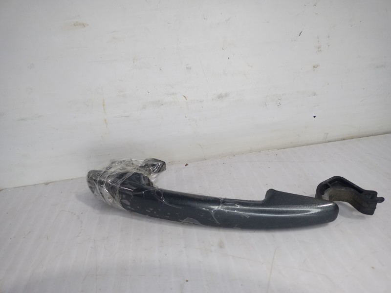 Recambio de maneta exterior trasera izquierda para peugeot 3008 style referencia OEM IAM 9101KZ  