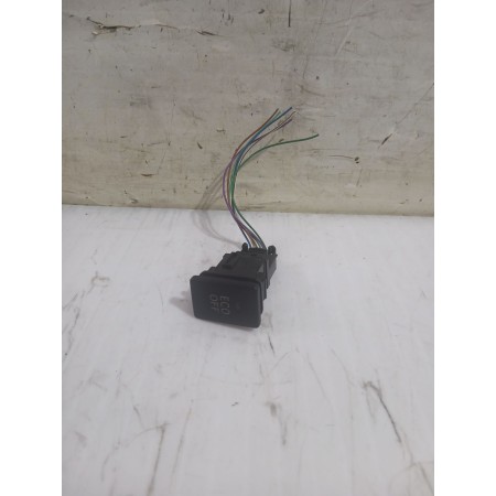 Recambio de interruptor para toyota auris (_e15_) 1.33 dual-vvti (nre150_) referencia OEM IAM 844700D020  