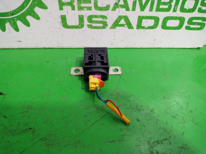 Recambio de rele para audi a6 berlina (4f2) 2.4 referencia OEM IAM 4F0915519  