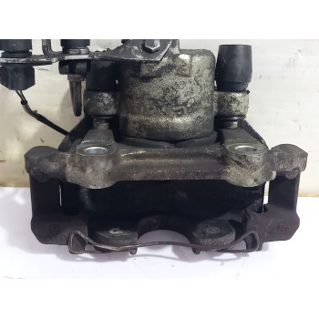 Recambio de pinza de freno delantera derecha para volkswagen passat berlina (3b3) advance referencia OEM IAM 8E0615124A  