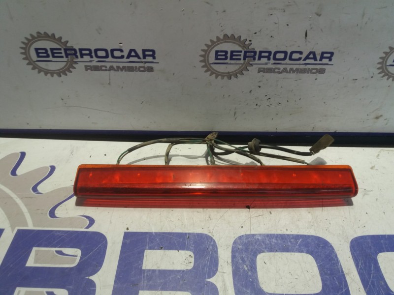 Recambio de luz central de freno para ssangyong kyron 2.0 referencia OEM IAM   