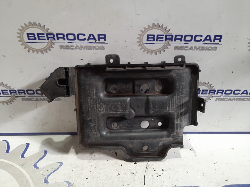 Recambio de soporte bateria para hyundai getz (tb) 1.5 crdi cat referencia OEM IAM 37150 1C000  