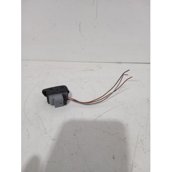 Recambio de mando elevalunas delantero derecho para volkswagen polo iv (9n_, 9a_) 1.9 sdi referencia OEM IAM 6Q09598569B9  