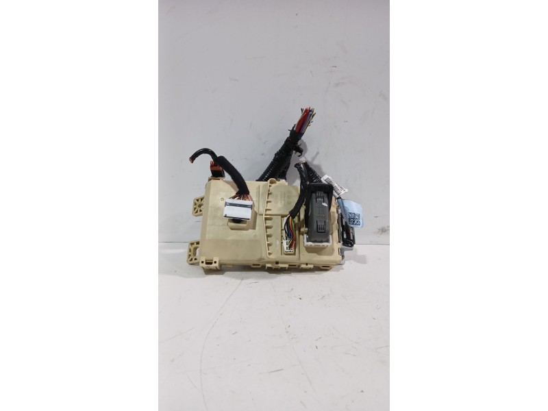Recambio de caja reles / fusibles para hyundai i20 iii (bc3, bi3) 1.0 t-gdi referencia OEM IAM 919S0Q0300  