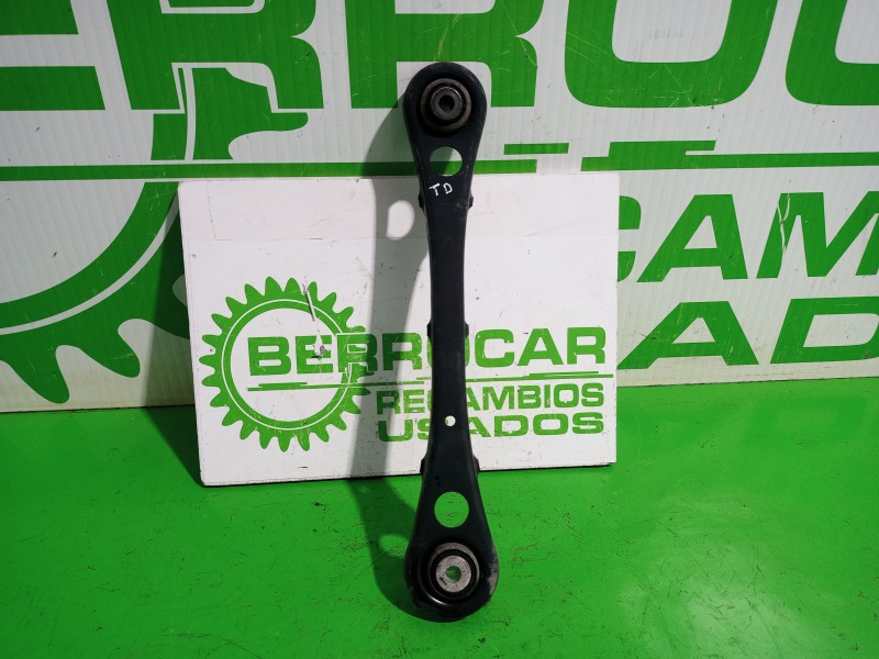 Recambio de brazo suspension inferior trasero derecho para audi a6 berlina (4f2) 2.4 referencia OEM IAM 4F0501529C  