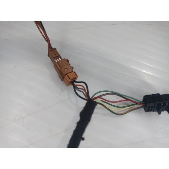 Recambio de retrovisor derecho para peugeot 3008 style referencia OEM IAM 8153ZF  