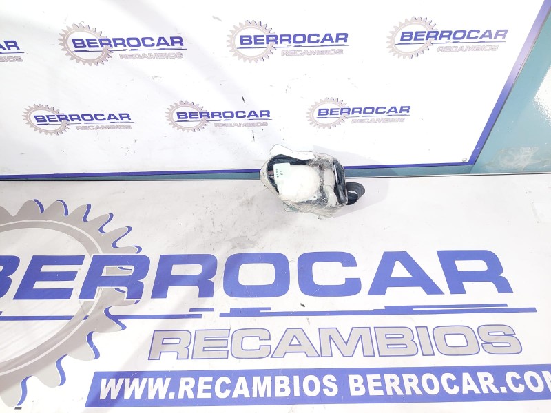 Recambio de cinturon seguridad trasero derecho para peugeot 107 1.0 cat (384f) referencia OEM IAM H073811  