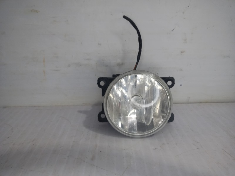 Recambio de faro antiniebla izquierdo para peugeot 3008 style referencia OEM IAM 6206N0  