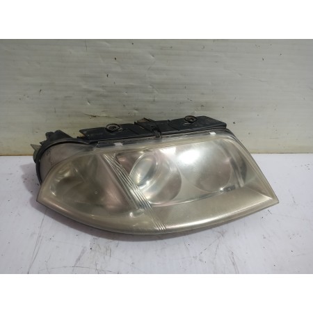 Recambio de faro derecho para volkswagen passat berlina (3b3) advance referencia OEM IAM 3B0941016AN  