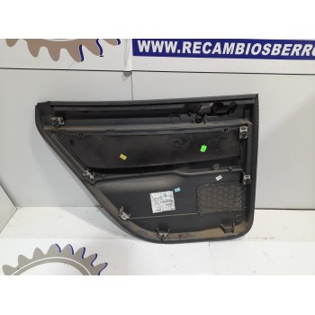 Recambio de guarnecido puerta trasera derecha para volkswagen polo (9n3) 1.4 tdi referencia OEM IAM 6Q6867212  