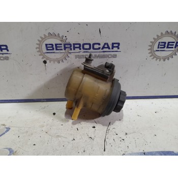 Recambio de deposito servo para hyundai getz (tb) 1.5 crdi cat referencia OEM IAM 585101C055  