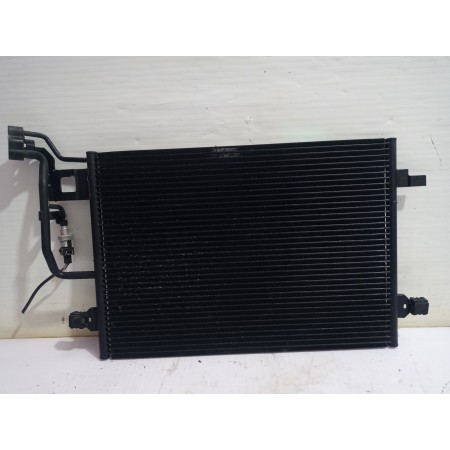 Recambio de condensador / radiador aire acondicionado para volkswagen passat berlina (3b3) advance referencia OEM IAM 3B0260401B