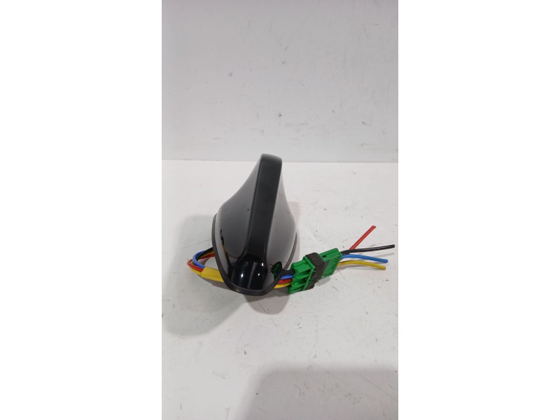 Recambio de antena para hyundai i20 iii (bc3, bi3) 1.0 t-gdi referencia OEM IAM 96210Q0100EB  