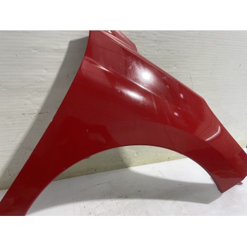 Recambio de aleta delantera derecha para peugeot 207 confort referencia OEM IAM 7841V0  