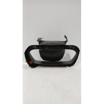 Recambio de moldura para hyundai i20 iii (bc3, bi3) 1.0 t-gdi referencia OEM IAM 84830Q0100NNB  