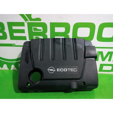 Recambio de cubierta motor para opel zafira b cosmo referencia OEM IAM 315829598  