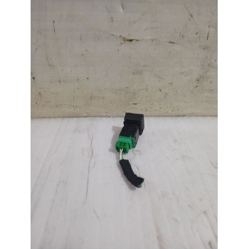Recambio de interruptor para peugeot rifter 1.5 bluehdi 100 referencia OEM IAM 98170429ZD  