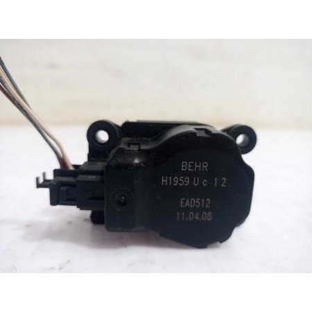 Recambio de motor apertura trampilla para citroën c4 sedan collection referencia OEM IAM H1959U  