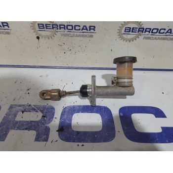 Recambio de bomba de embrague para mitsubishi montero (l040) 2.5 turbodiesel referencia OEM IAM MB012098  