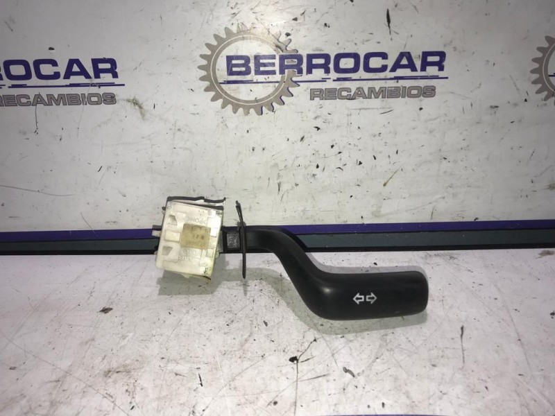 Recambio de mando intermitentes para saab 9-3 berlina 2.0 cat referencia OEM IAM 4739488  