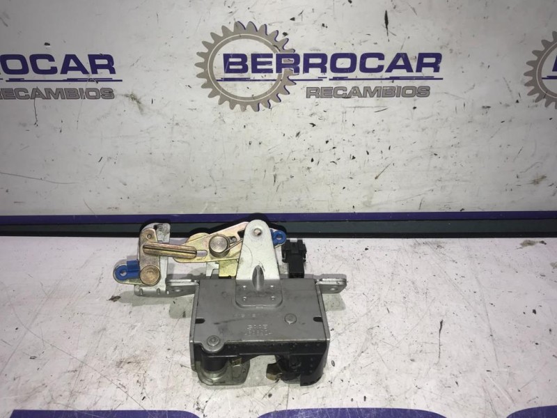 Recambio de cerradura maletero / porton para saab 9-3 berlina 2.0 cat referencia OEM IAM 4698924  