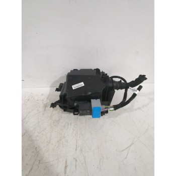 Recambio de caja reles / fusibles para peugeot rifter 1.5 bluehdi 100 referencia OEM IAM 9804848580  