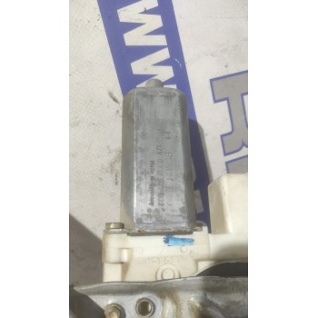 Recambio de elevalunas trasero izquierdo para toyota avensis berlina (t25) 1.8 16v cat referencia OEM IAM 0130822032  