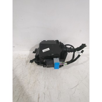 Recambio de caja reles / fusibles para peugeot rifter 1.5 bluehdi 100 referencia OEM IAM 9804848580  