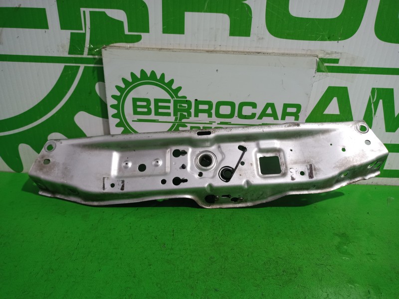 Recambio de travesaño superior para opel zafira b cosmo referencia OEM IAM 180316  