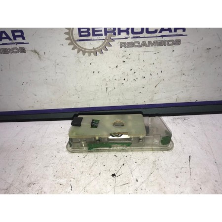 Recambio de luz interior para saab 9-3 berlina 2.0 cat referencia OEM IAM 208H212  
