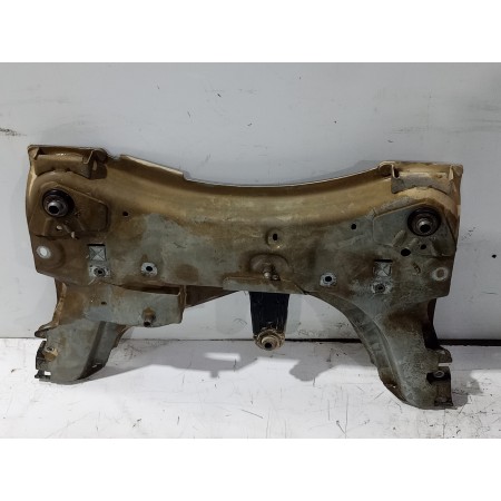 Recambio de puente delantero para renault scenic ii authentique referencia OEM IAM 8200742904  