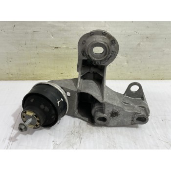 Recambio de soporte motor izquierdo para volkswagen passat berlina (3b3) advance referencia OEM IAM 8E0199351A  