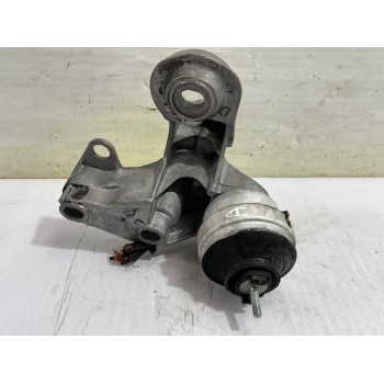 SOPORTE MOTOR DERECHO 8E0199352D 