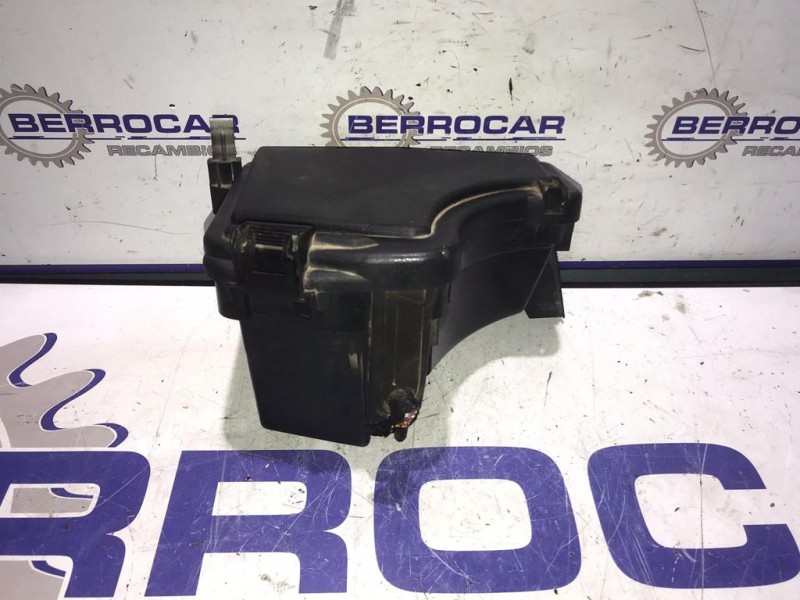 Recambio de caja reles / fusibles para saab 9-3 berlina 2.0 cat referencia OEM IAM 4814349  