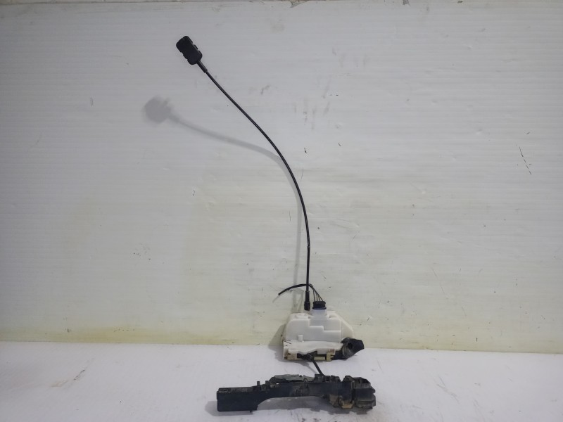 Recambio de cerradura puerta delantera izquierda para renault scenic ii authentique referencia OEM IAM 8200119122  