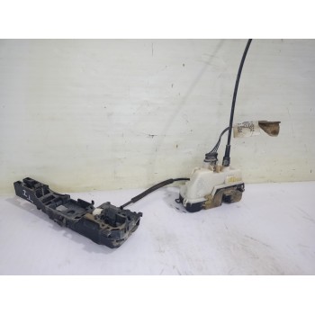 Recambio de cerradura puerta trasera izquierda para renault scenic ii authentique referencia OEM IAM 8200119330  