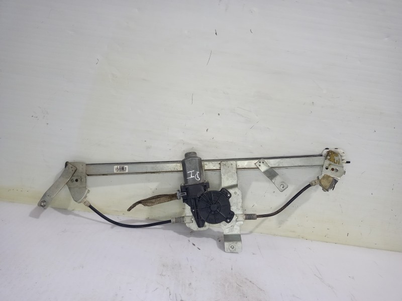 Recambio de elevalunas delantero izquierdo para renault scenic ii authentique referencia OEM IAM 8200646841  