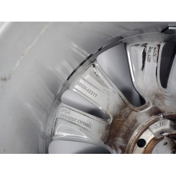 Recambio de juego llantas para peugeot 3008 style referencia OEM IAM 9802462377  