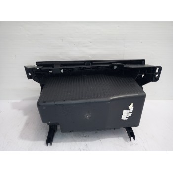 Recambio de guantera para renault trafic furgón l1h1 2,7t referencia OEM IAM 681084578R  