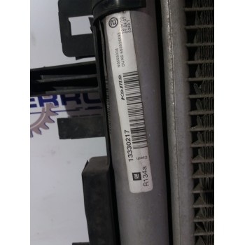 Recambio de condensador / radiador aire acondicionado para opel insignia berlina 2.0 16v cdti referencia OEM IAM 13330217  