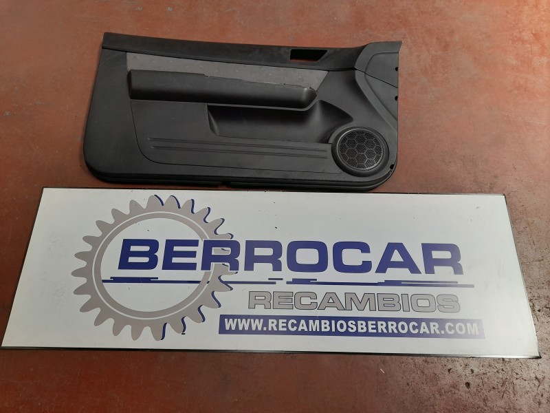 Recambio de guarnecido puerta delantera izquierda para hyundai getz (tb) 1.5 crdi cat referencia OEM IAM 823501C2020  