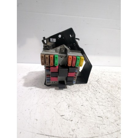 Recambio de caja reles / fusibles para lancia musa (350_) 1.4 (350.axf1a) referencia OEM IAM 51799612  