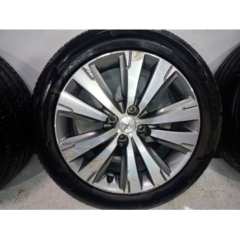 Recambio de juego llantas para peugeot 3008 style referencia OEM IAM 9802462377  