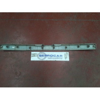 Recambio de moldura para ssangyong kyron 2.0 referencia OEM IAM 7963009010  