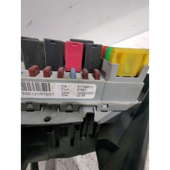 Recambio de caja reles / fusibles para lancia musa (350_) 1.4 (350.axf1a) referencia OEM IAM 51799612  