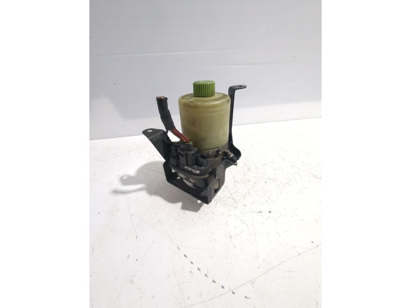 Recambio de bomba direccion para volkswagen polo iv (9n_, 9a_) 1.9 sdi referencia OEM IAM VERE7461  