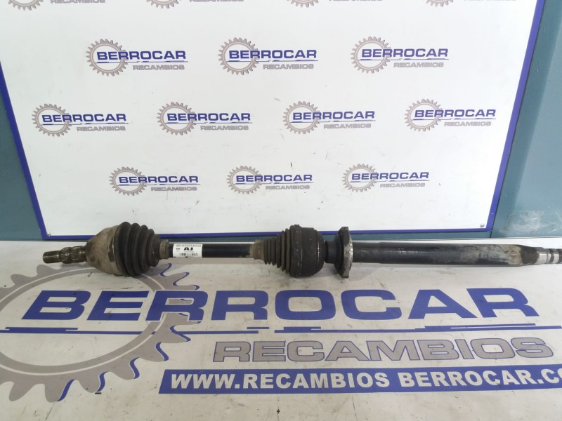 Recambio de transmision delantera derecha para opel insignia berlina 2.0 16v cdti referencia OEM IAM 13219092  